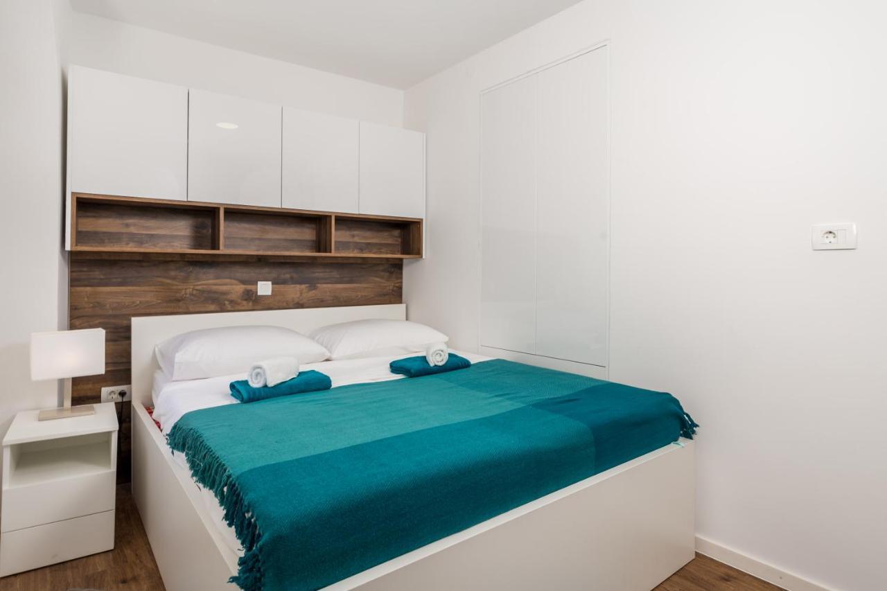 Central Apartments Dalmatina Rijeka Room photo
